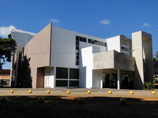 Igreja São Cristovão em Toledo, PR. by Ricardo Mercadante