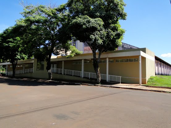 Ginásio de Esportes Alcides Pan em Toledo, PR. by Ricardo Mercadante