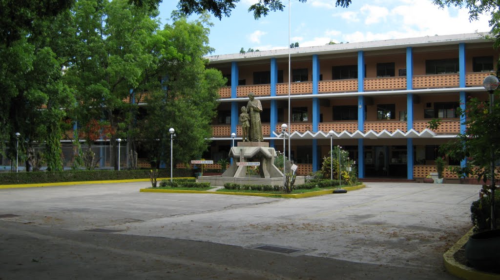 St Louis School - Don Bosco (Dumaguete) High School Building by nioret