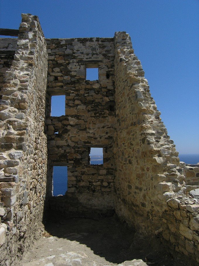 The castle ruins in Chora by K-K