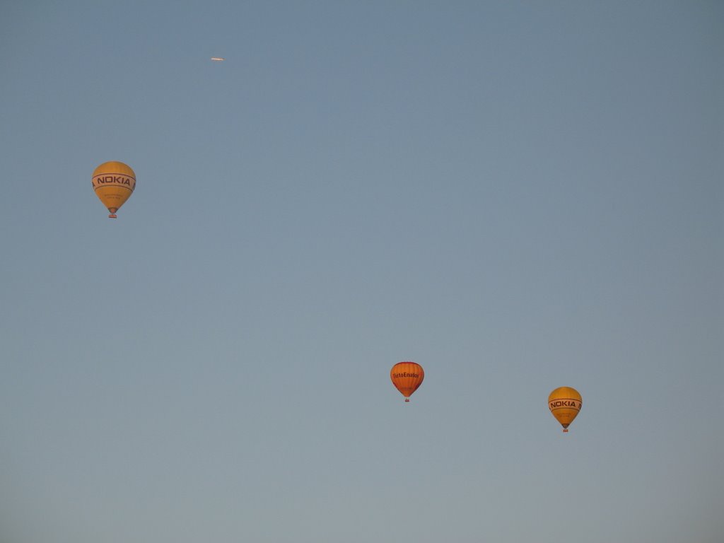 Stockholm's baloons by aurelian-yo3