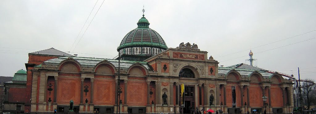 Panorama view of Ny Carlsberg Klyptotek by Petteri Kantokari