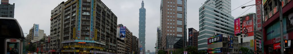 台北市信義區信義光復路口 by 平平安安