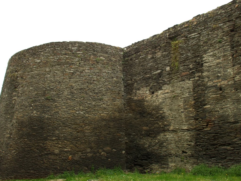 Murallas de Lugo by Roberto Maceiras