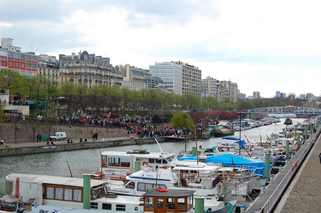 Paris by Les Argonautes