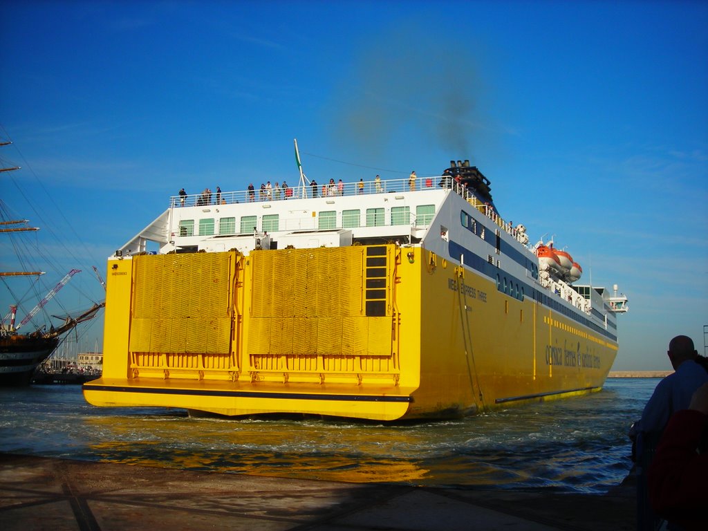 Livorno sardinia ferries by roma684