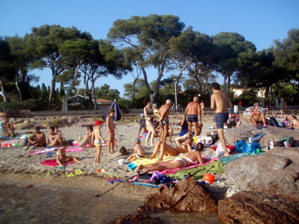 Plage de Boulouris by franck.rip