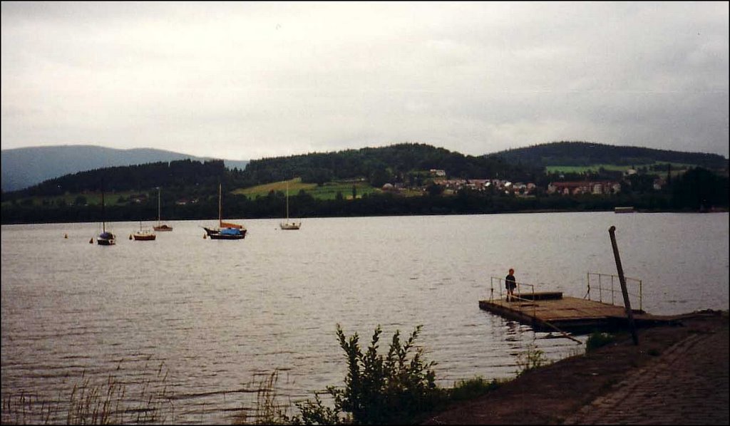 Lipno near bližší lhota 07 2002 by martinclif