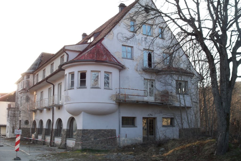 Old hotel in Bayerisch Eisenstein Anton-Pech-Weg April 2010 by shopilla