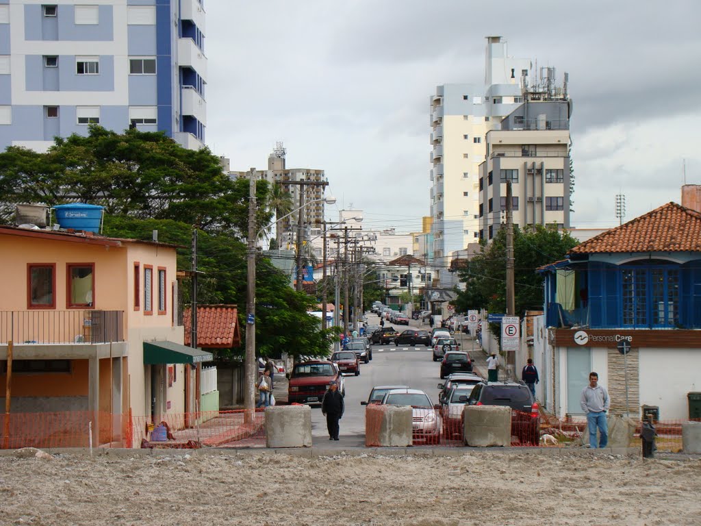 Rua Araci Vaz Callado, vista da Beira Mar do Estreito Florianópolis SC. AL by Alécio Andrade Filho