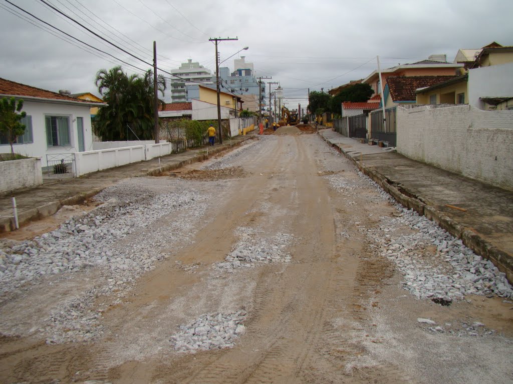 Rua Castro Alves no final da Beira Mar do Estreito Florianópolis SC. AL by Alécio Andrade Filho