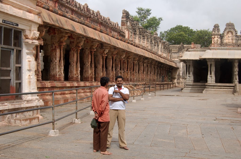 Hampi, Karnataka 583239, India by yves.martelle