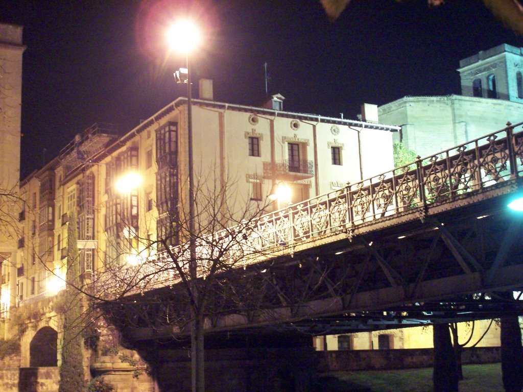 Puente de hierro by Romest