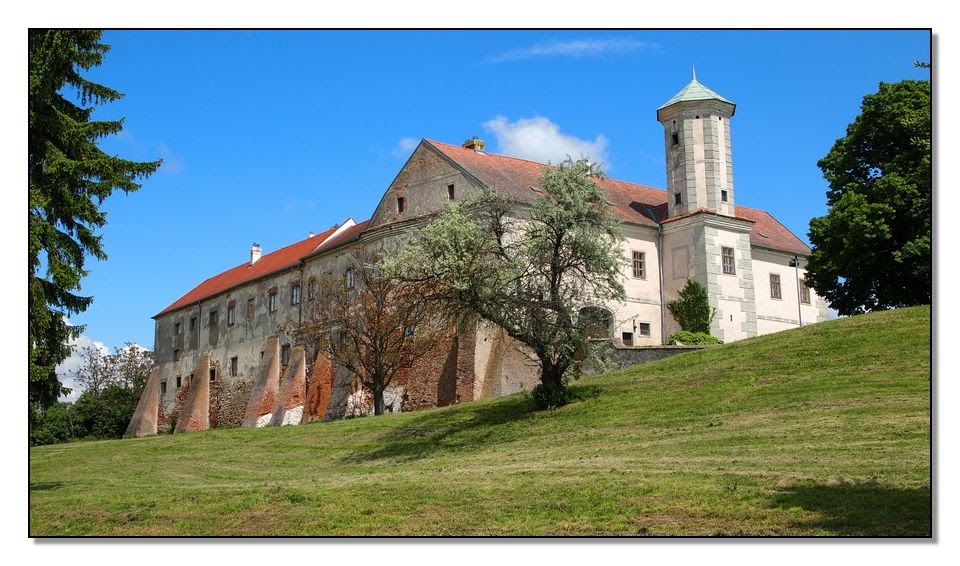 Schloss Jedenspeigen // 26.8.1278 begin of rising up Austria by AustrianAviationArt