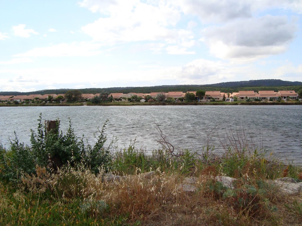 Etang de mateille, gruissan les ayguades, france by Müsliboy