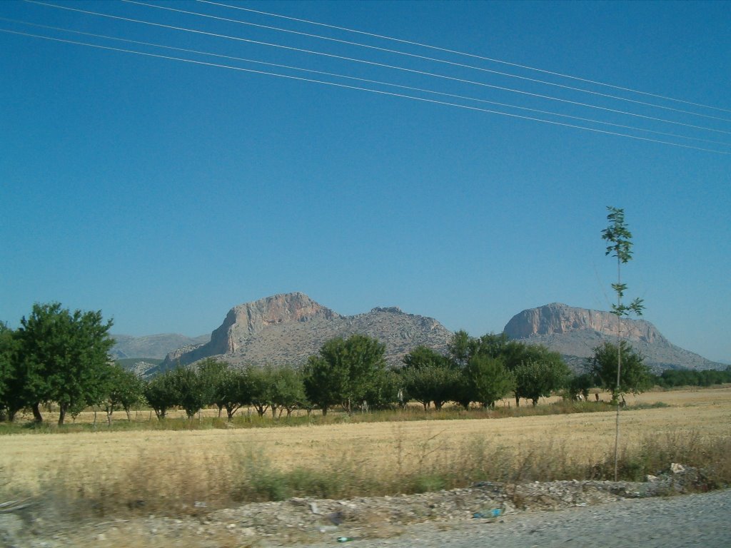 Antalya - Burdur Yolu-3 by Emel ÇIRAK