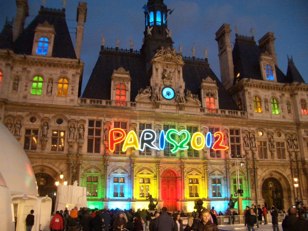 Hotel de Ville, Paris 2012 by Gerben Groenewegen