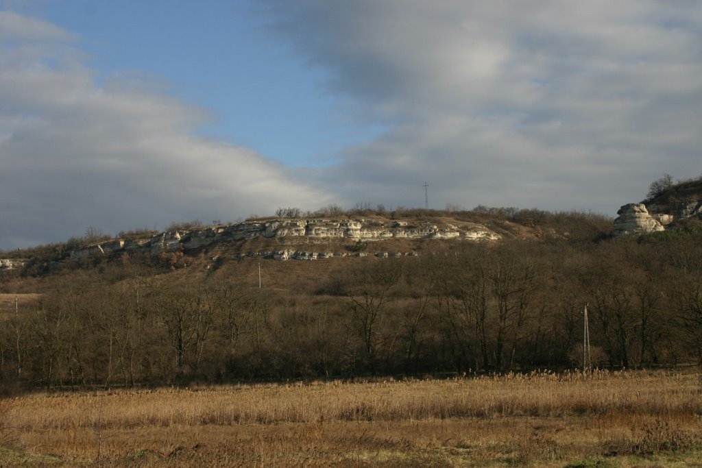 Nyakaskő rocks along the Tétény-Sóskút plateau, Biatorbágy, Hungary by MBagyinszky