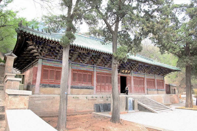 The Ten-thousand Buddha Hall of the Lingyan Temple [长清灵岩寺千佛殿], Lingyan Village, Wande Town, Changqing District, Jinan, Shandong Province (Yuan~Ming Dynasties, 1206~1644) by Cui Jinze