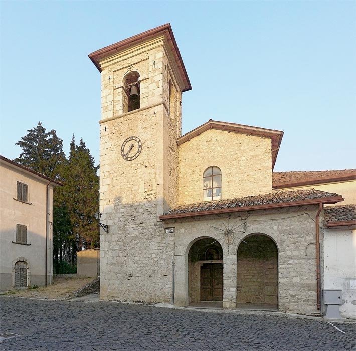 San Martino d'Ocre (La Chiesa) by andreah