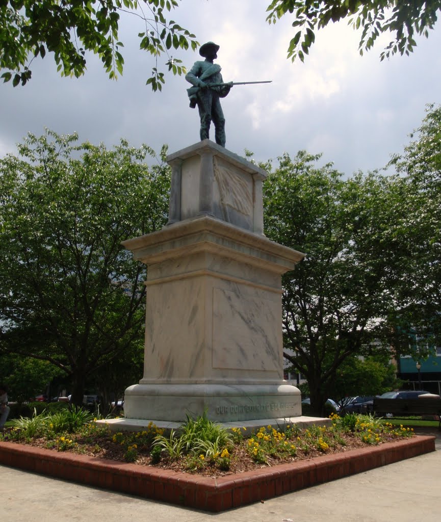 Gainesville Confederate Monument by bearden82.