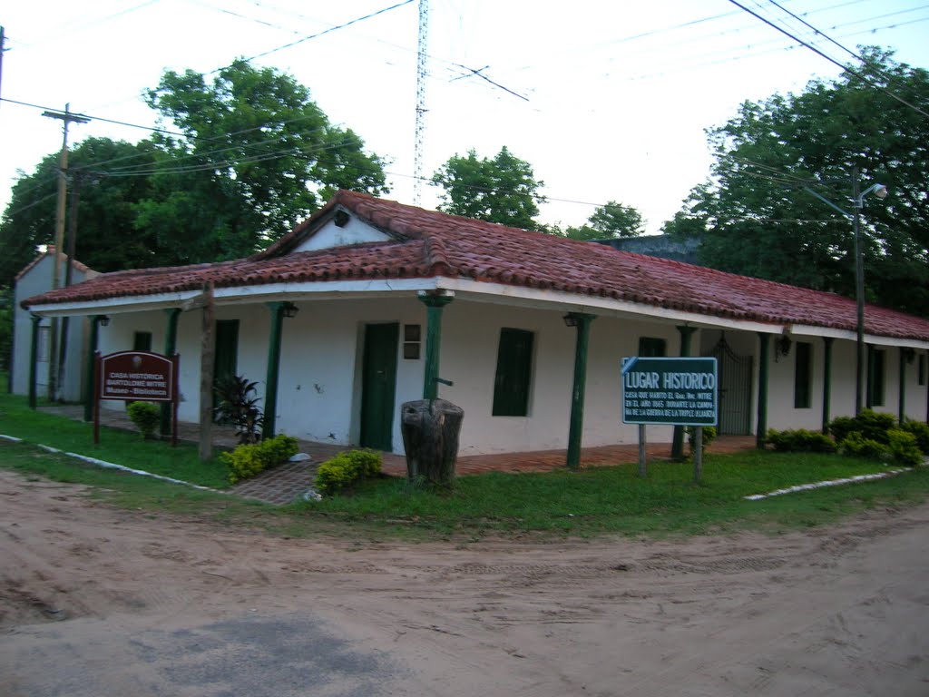 Casa histórica. (San Cosme, Corrientes) by Fernando Mantese