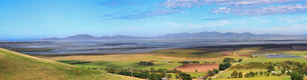 Toora Lookout - Victoria by Brian Shirtliff