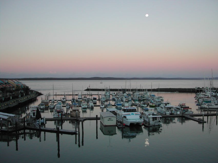 Full moon over Urangan Boat Harbour by alanlf