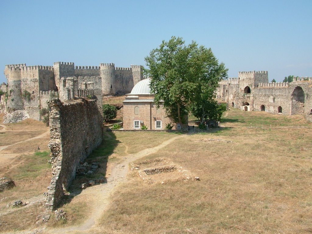 Anamur - Mamure Kalesi by Gurkaynak Alpay