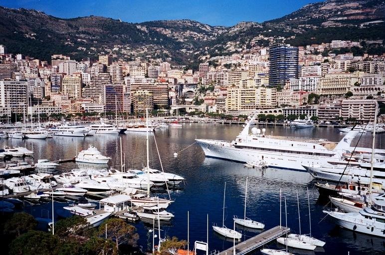 Monaco Harbour by ©dyakimec