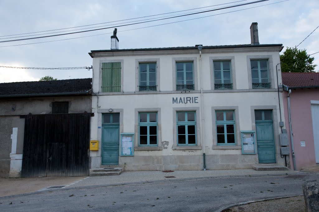 Mairie de Ménil aux bois by Cyril Auboin