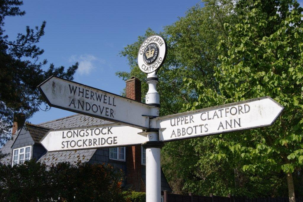 Old Signpost Goodworth Clatford by Tim Pinnick