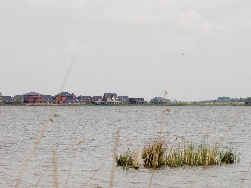 Oldambtmeer zicht op Blauwestad by www.vrolijkefietsers.nl