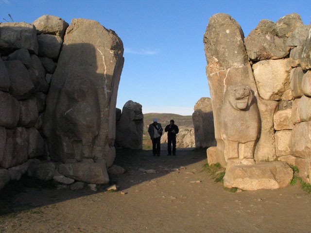 Aslanli Kapi (Königstor in Bogazkale) by deti