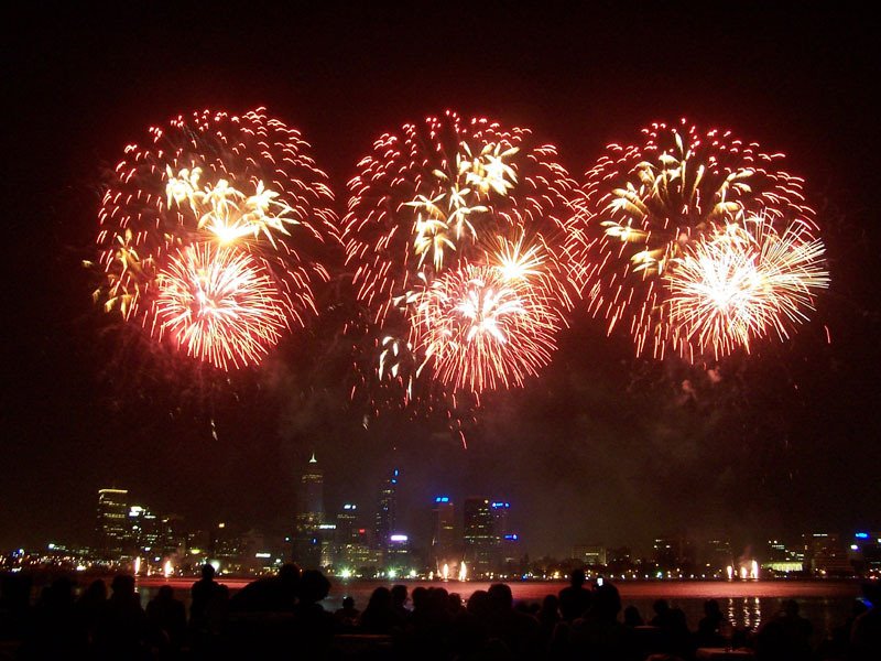 Australia Day Fireworks from South Perth by anigozanthos