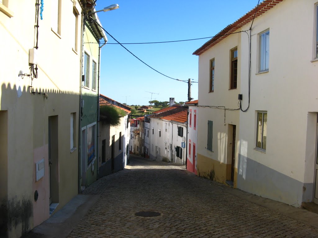 Cebolais de Cima - Rua do Outeiro by Cebolais de Cima