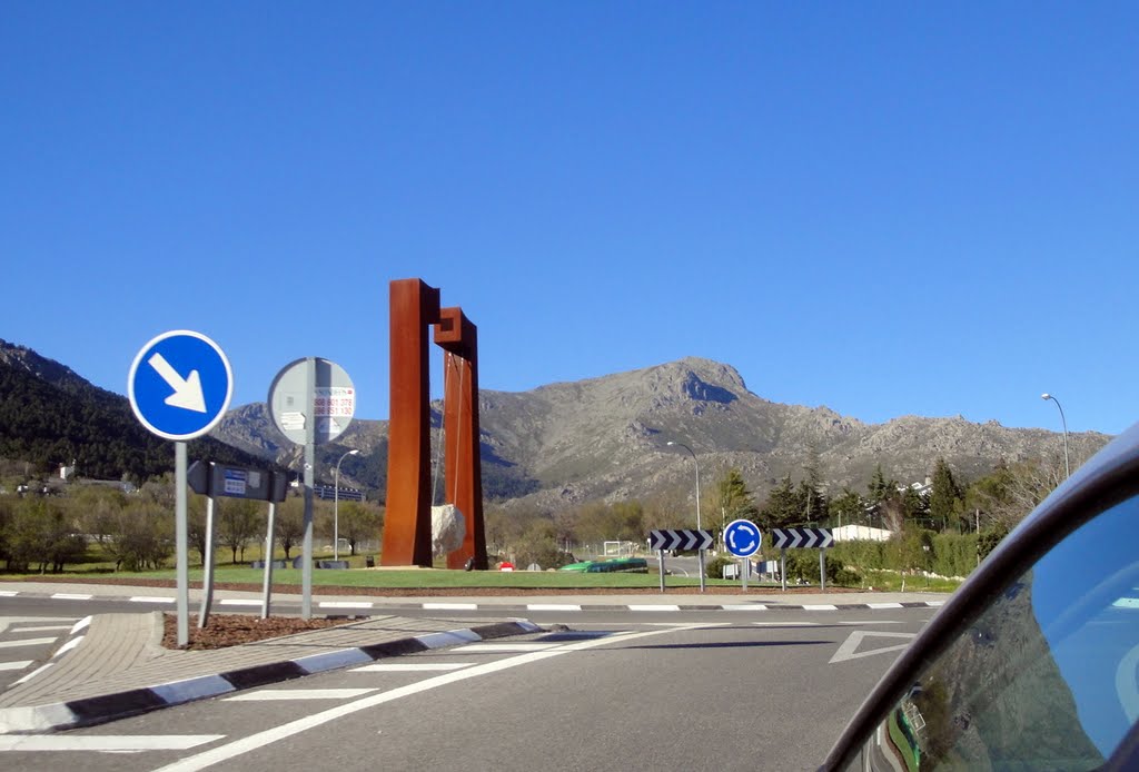 La Maliciosa desde Navacerrada by Jesús González