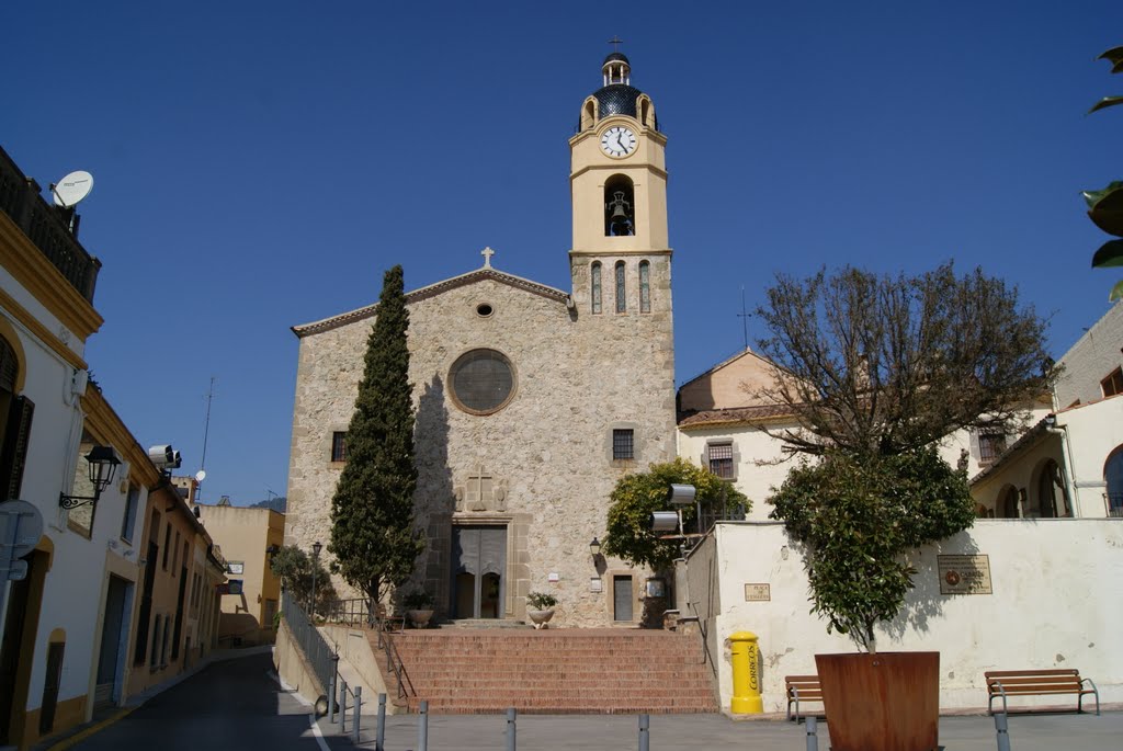 Església Parroquial de Santa Creu. by robby muñoz