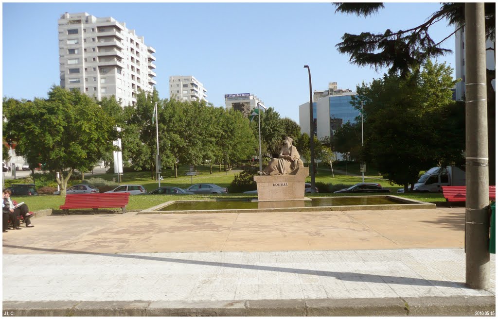 Porto - praça da galiza - Portugal by jlcabaço (TravelJLC.)