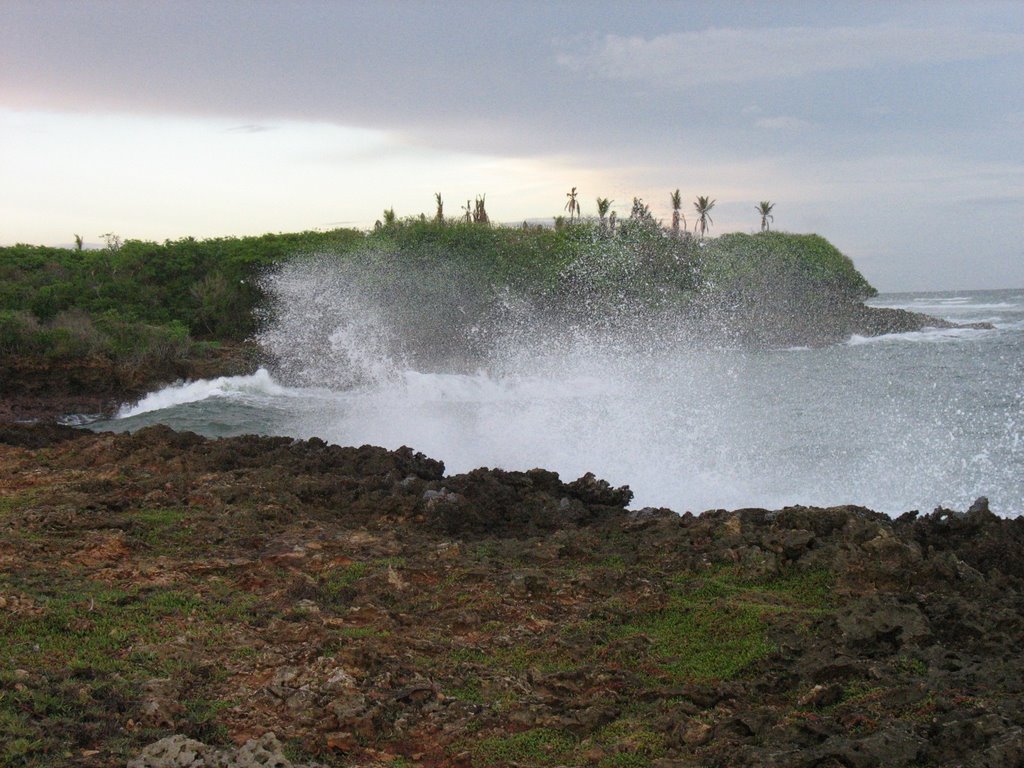 Atlantic shore by Juha Luoma