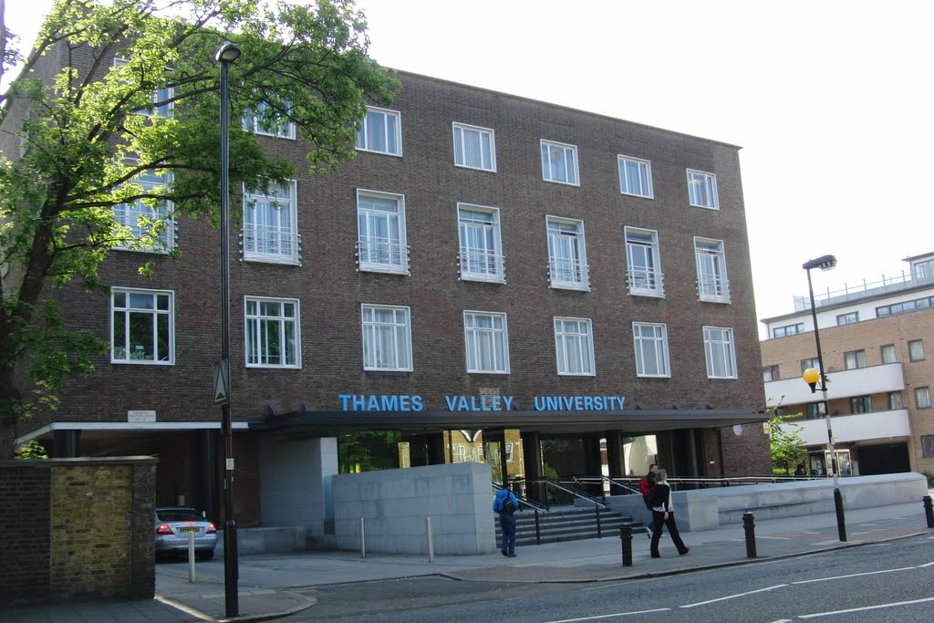 Thames Valley Uni by Christopher de Araujo Smart