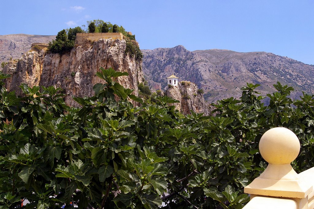 Castell de Guadalest, Alicante, Comunidad Valenciana, Spain by Antonio Alba