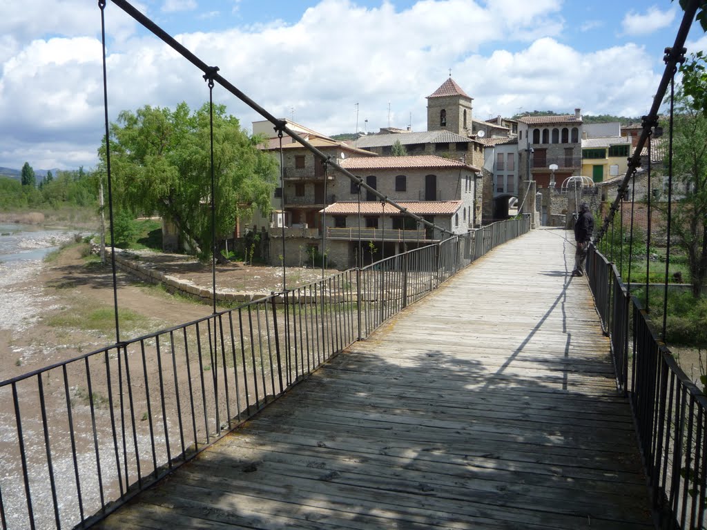 Mrm- PUENTE COLGANTE SOBRE EL RIO NOGUERA RIBAGORZANA by manumrm