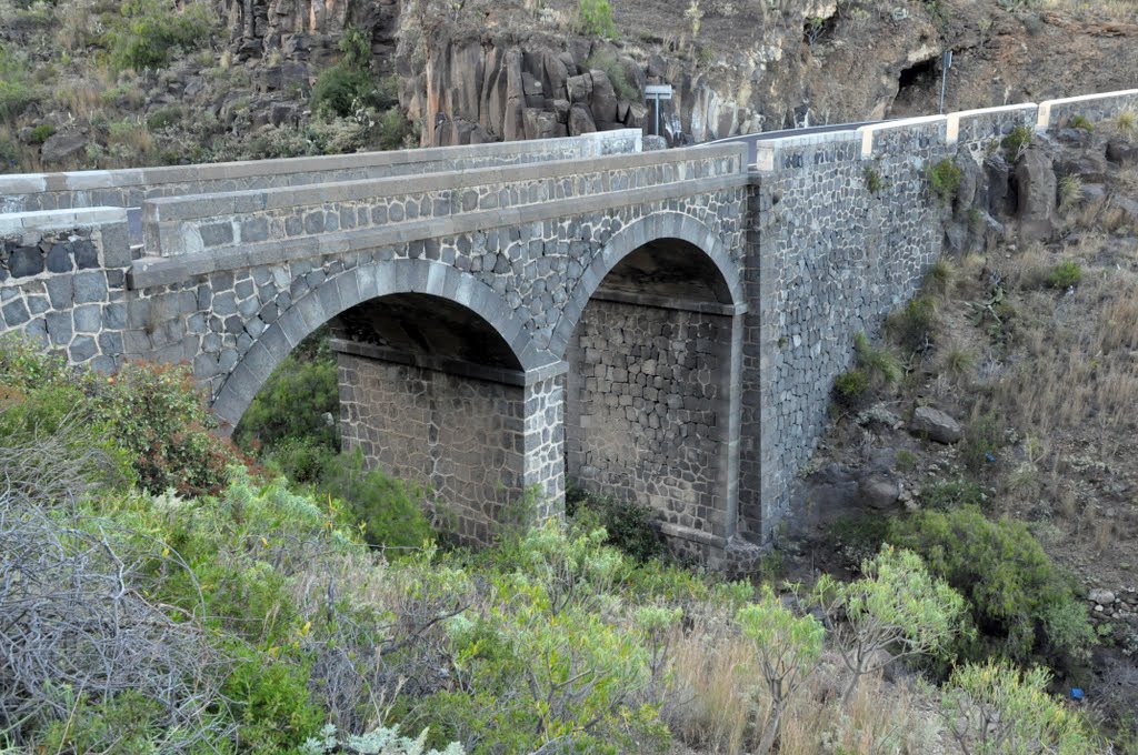 Puente en Fasnia by EpMartín ☼