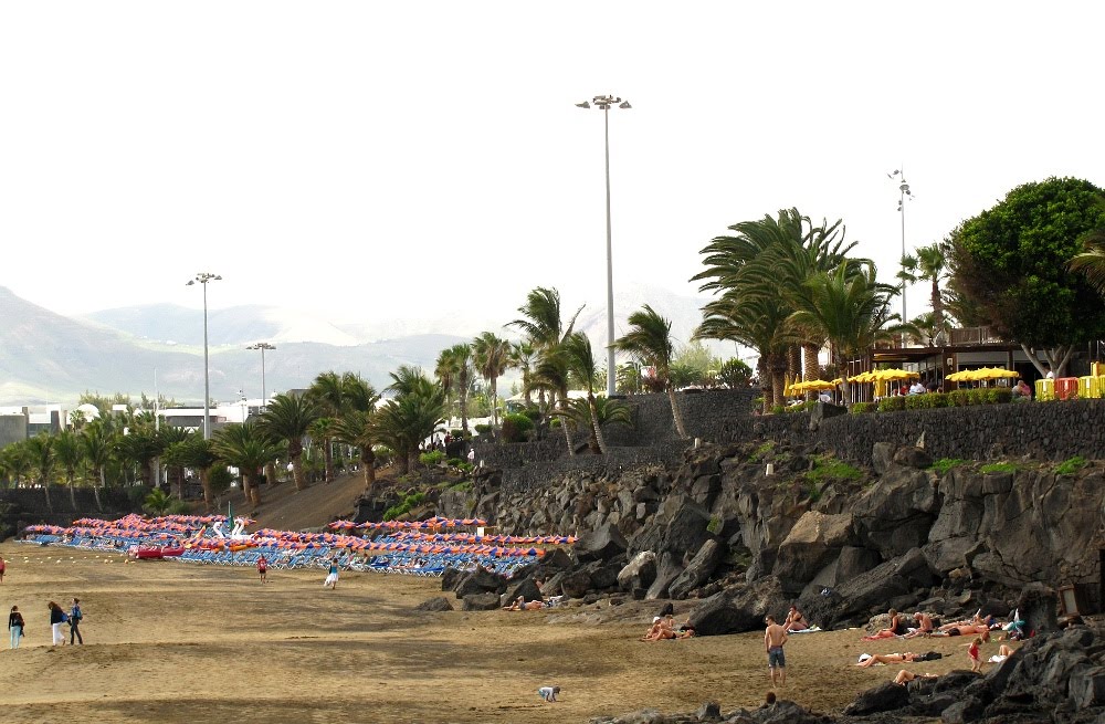 Puerto del Carmen - Playa Grande by fajna_asia