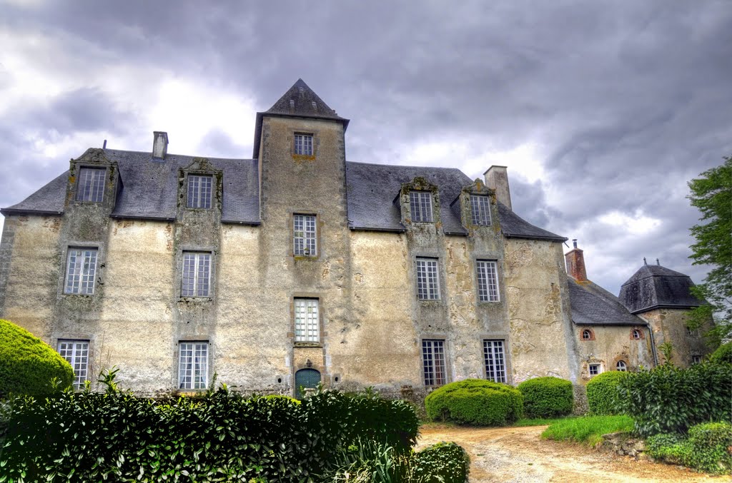 Chateau de Fromental, Haute Vienne by jl capdeville