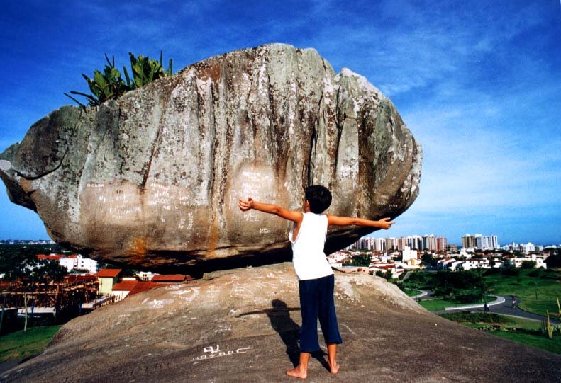 PEDRA DA CEBOLA by www.fotoaereabrasil.…