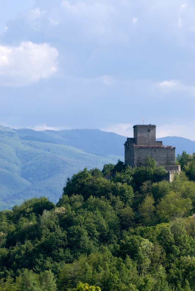 Castello di Oramala by alibaubau