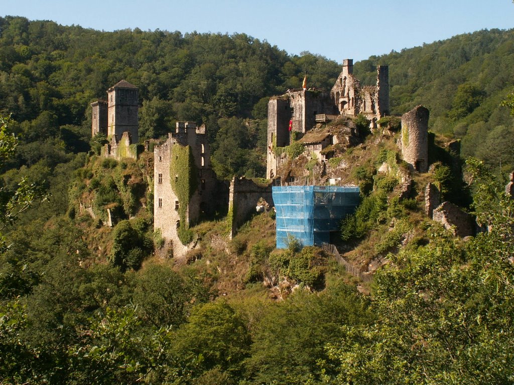 Tours de Merle by Frank Pustlauck