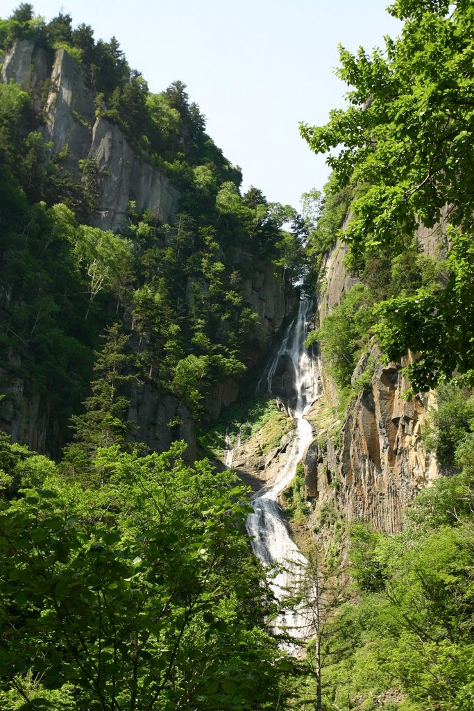 Sounkyo, Kamikawa, Kamikawa District, Hokkaido Prefecture 078-1701, Japan by ericosur